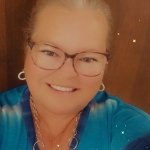 Meet your Posher, Beverly